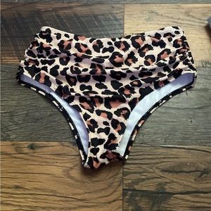 Shein leopard print bikini bottoms